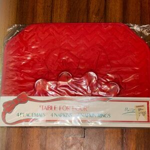 NWT Vintage “Table for Four” 4 placemats 4 napkins 4 napkin rings 12 pieces